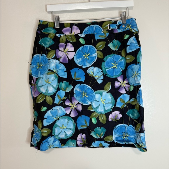 Talbots Dresses & Skirts - Talbots colorful Black floral pattern Skirt in size 12P